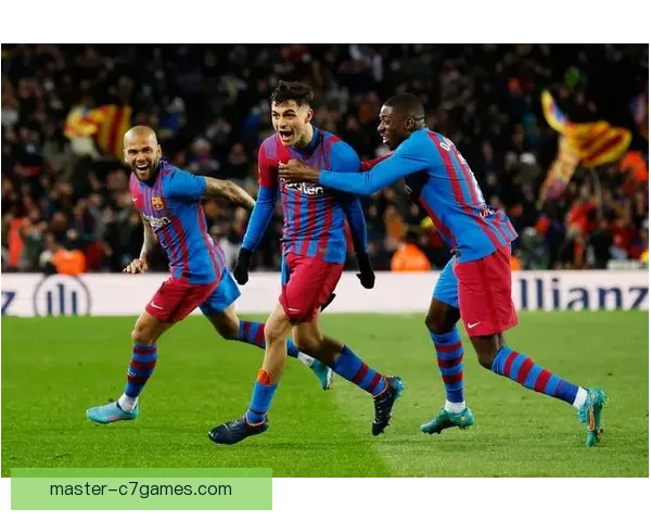 欧冠焦点战逆转取胜豪门重燃争冠希望引爆全场球迷激情与舆论热议