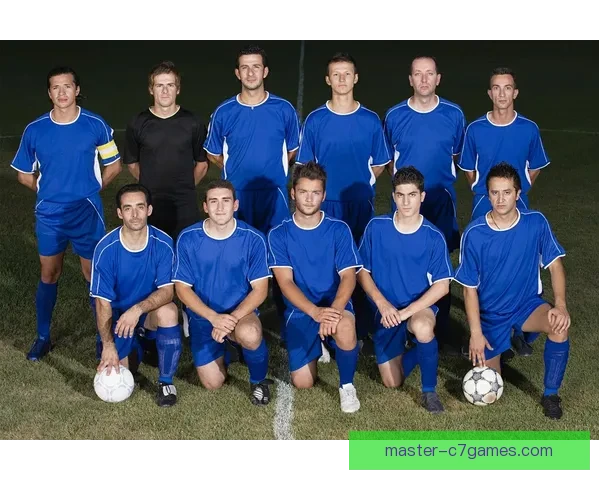 维冈竞技俱乐部迎来赛季关键转折点管理层调整与引援计划引发球迷热议