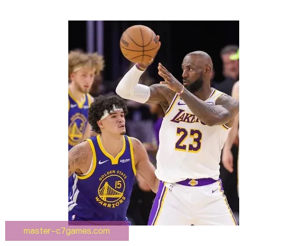 詹姆斯复出助湖人逆转胜勇士，NBA季后赛竞争愈加激烈