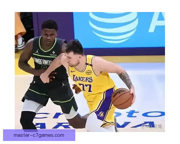 NBA最新战报：森林狼鏖战全场比分焦点解析与赛况回顾